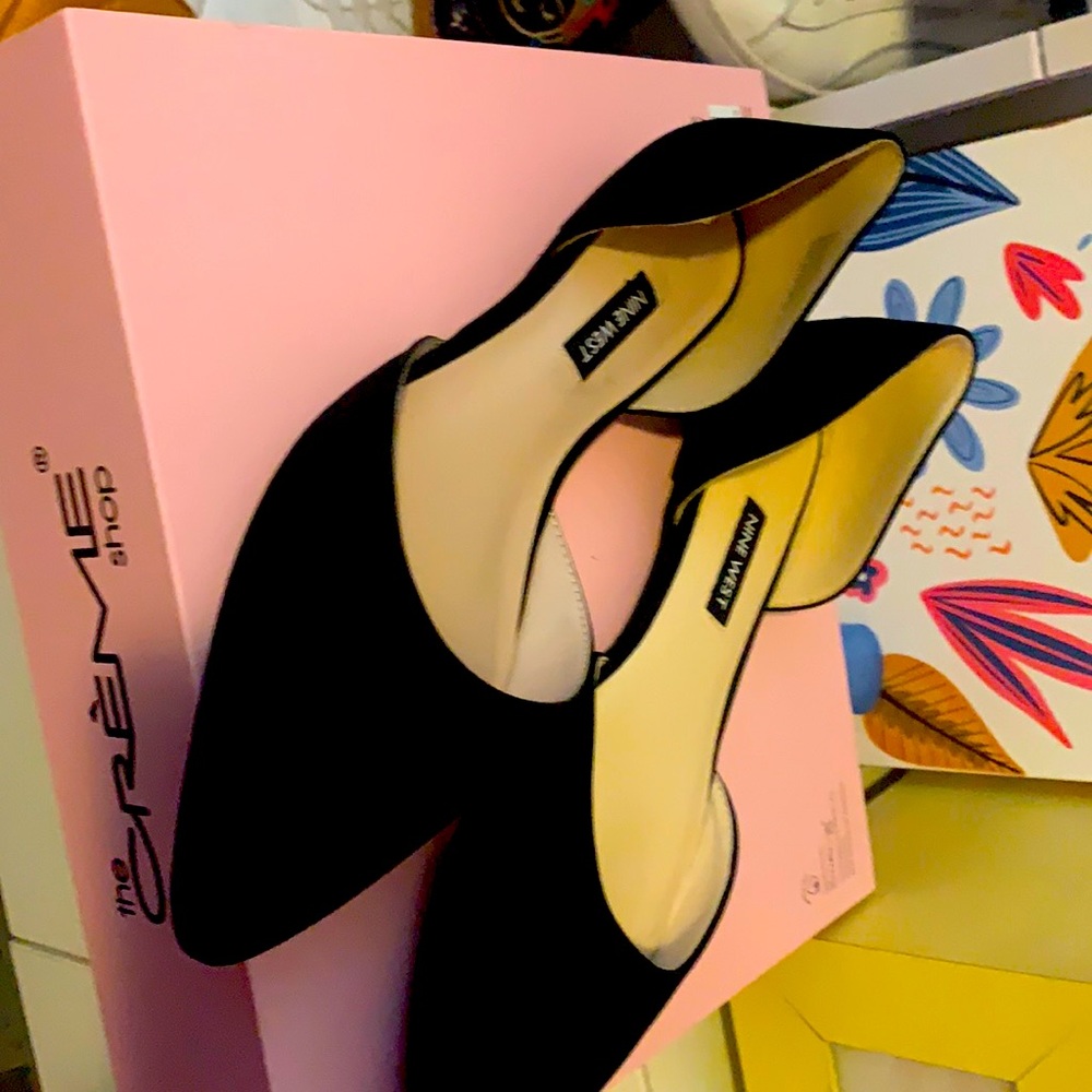 Nine West classy black flats